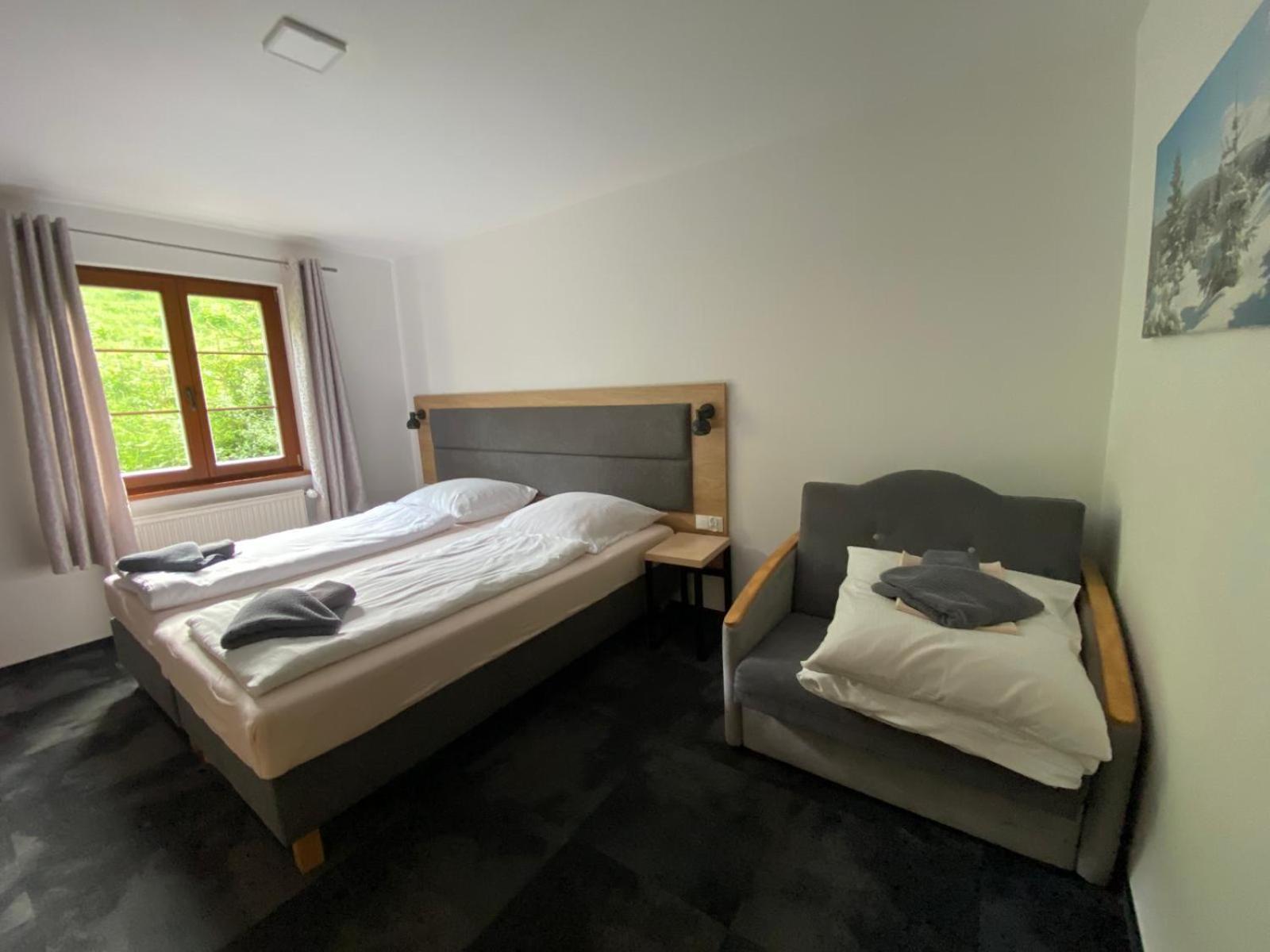 Pod Orlica Apartment Дужники Здрой Стая снимка
