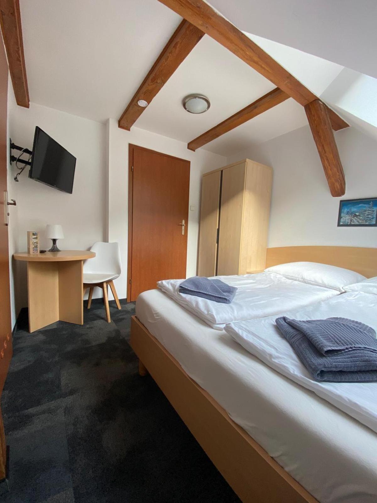 Pod Orlica Apartment Дужники Здрой Стая снимка